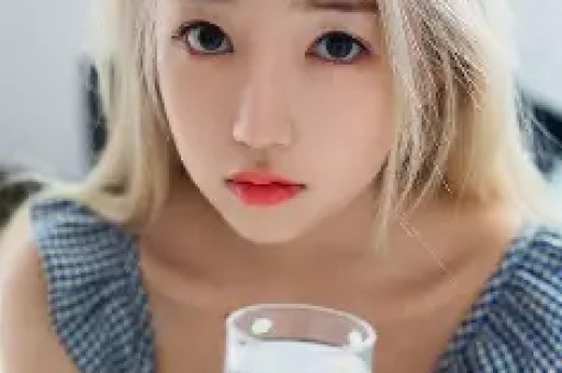 与辉同行销售超千万网红产品“翻车”！海外注册地竟是汽修厂策划：没有故事“就编嘛”