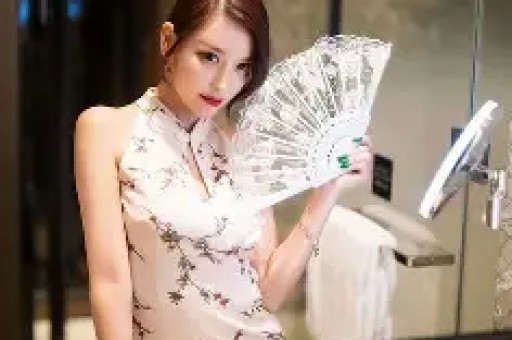 阿里敲钟人何宁宁：电商转型不是刻意的我想面包和精神兼得