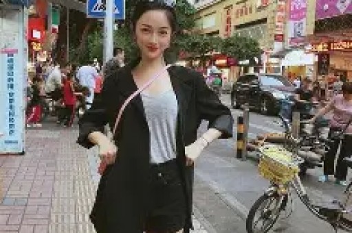 被全网封禁的7位网红低俗带货诱导打赏疯癫卖丑不值得同情