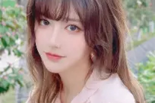 曾经的娱乐圈第一美人出道24年劈腿14名男星被骂公交车如今她怎么样了？